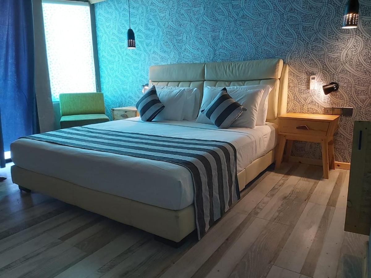 Suncoast Beach Hotel Mirissa Zewnętrze zdjęcie