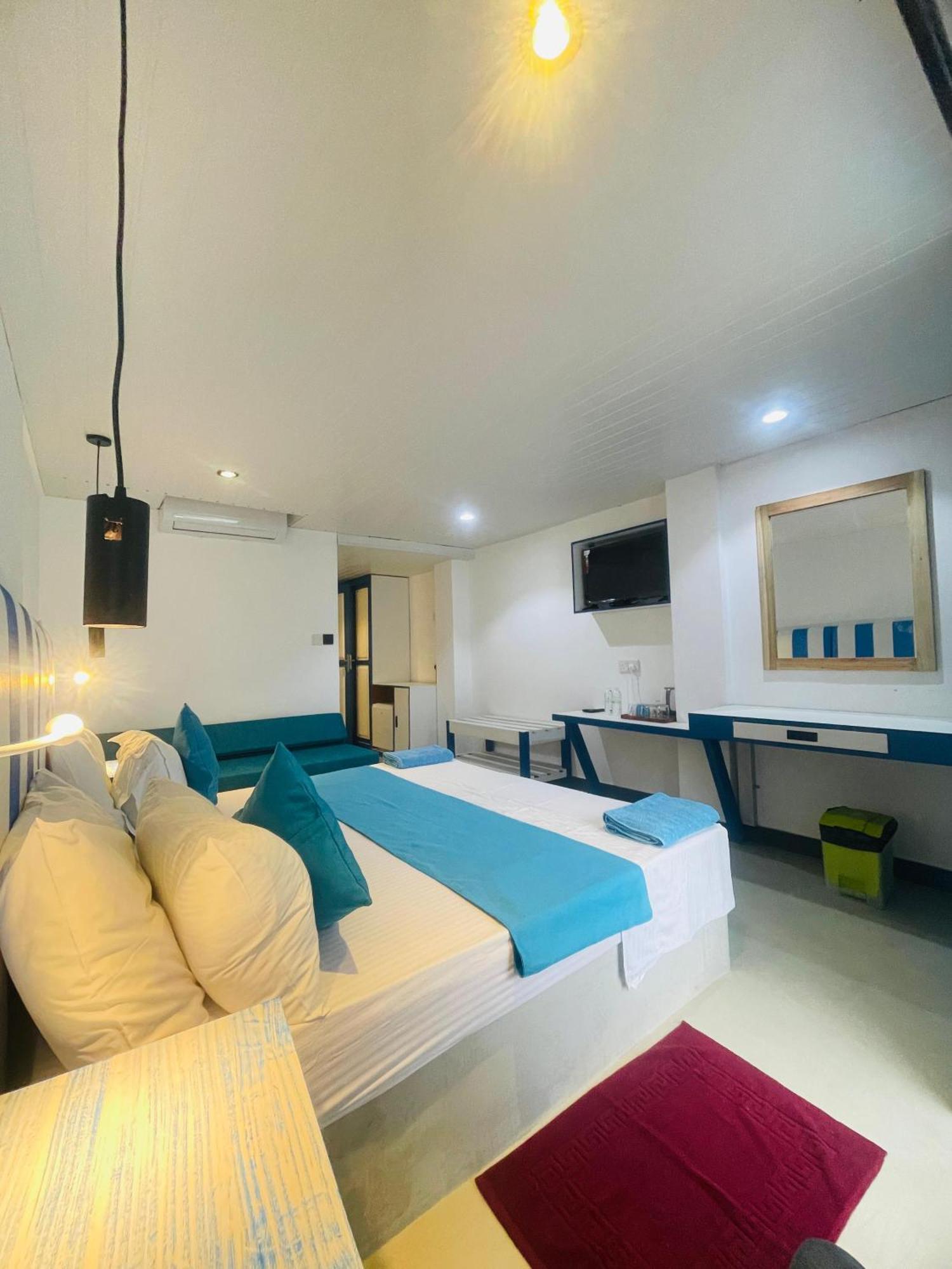 Suncoast Beach Hotel Mirissa Zewnętrze zdjęcie