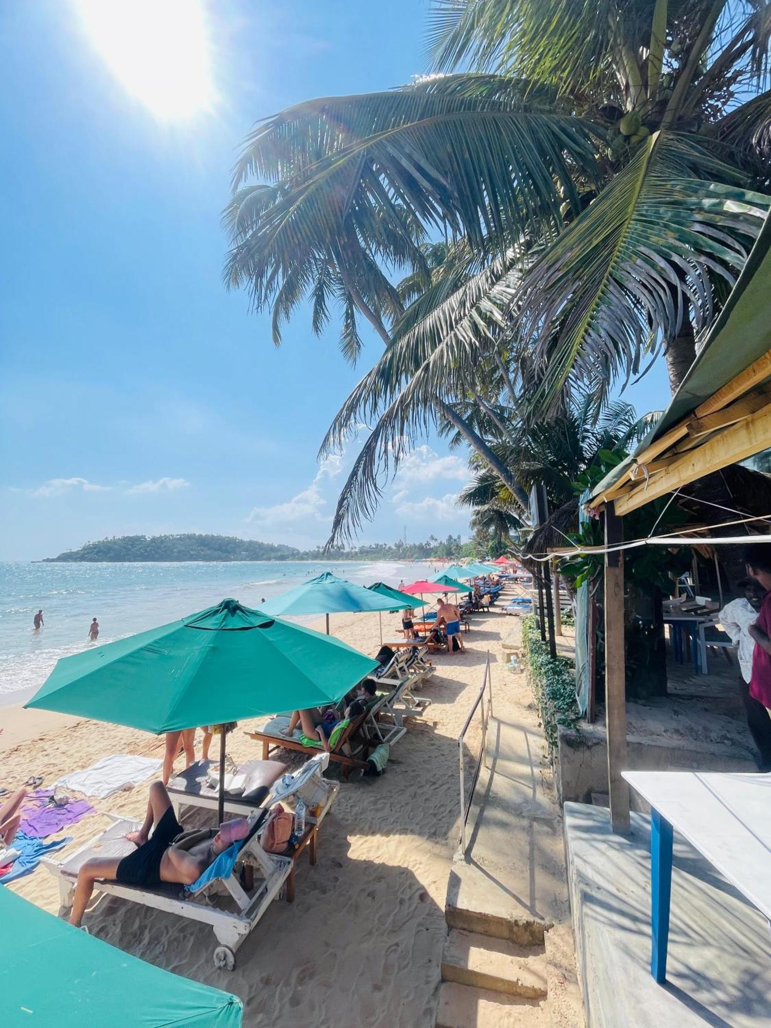 Suncoast Beach Hotel Mirissa Zewnętrze zdjęcie