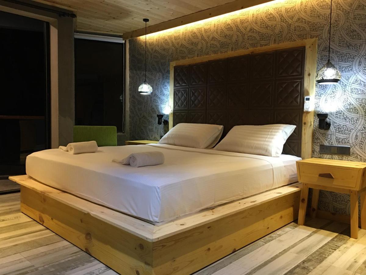 Suncoast Beach Hotel Mirissa Zewnętrze zdjęcie